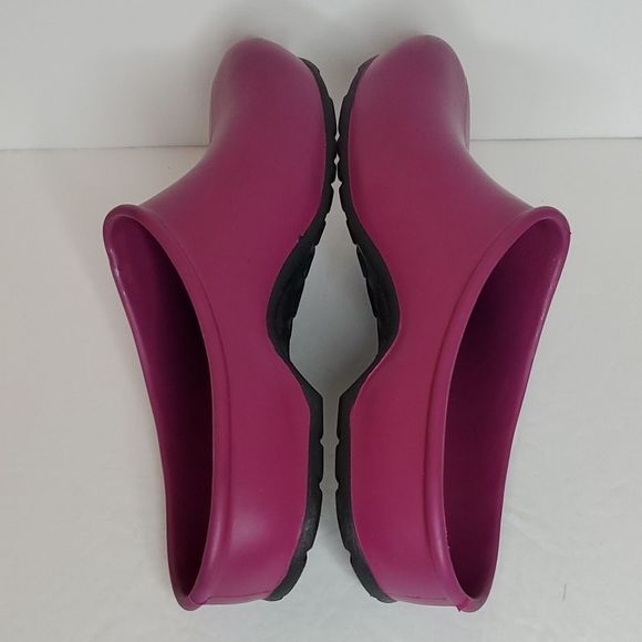 Sloggers slip-on gardening clogs - Picture 7 of 9